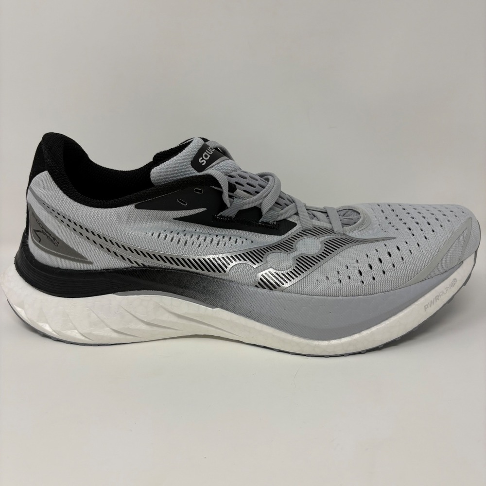 Saucony Endorphin Speed 4 Mens Size 10.5 Grey Black Running Shoes WORN ONCE